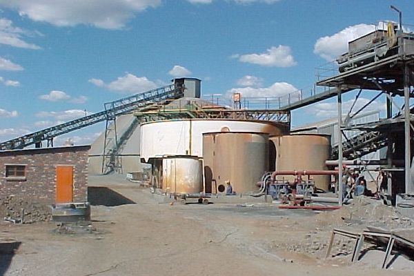 c2-thickener-installed-into-new-location9551D9CD-EDFF-6102-BF57-0ADE1CAC4BED.jpg
